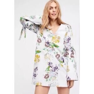Free People Blouse Womens Small White Floral Bell Sleeve Tie Boho Top Pockets